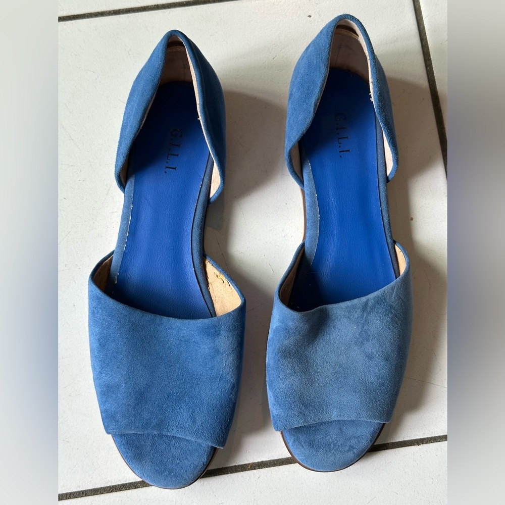 G.I.L.I. Suede D’Orsay Flats
